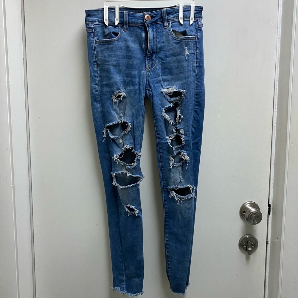 American Eagle Distressed Hi Rise Super Stretch Jeggings Size 6-Regular Jeans